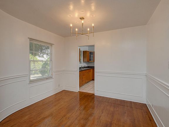 5th image of 11528 Delano St