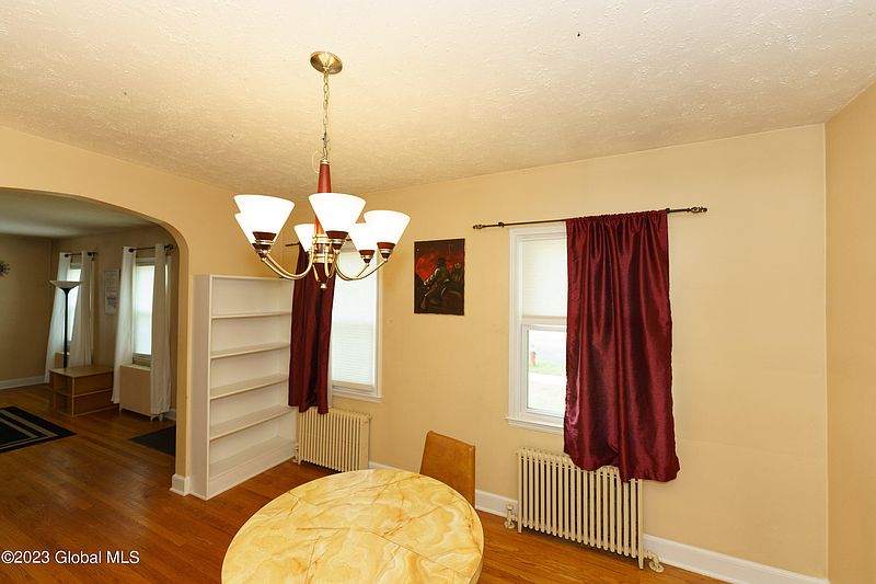 5th image of 43 Danker Avenue