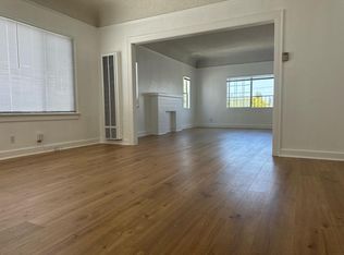 765 N Ridgewood Pl #4, Los Angeles, CA 90038