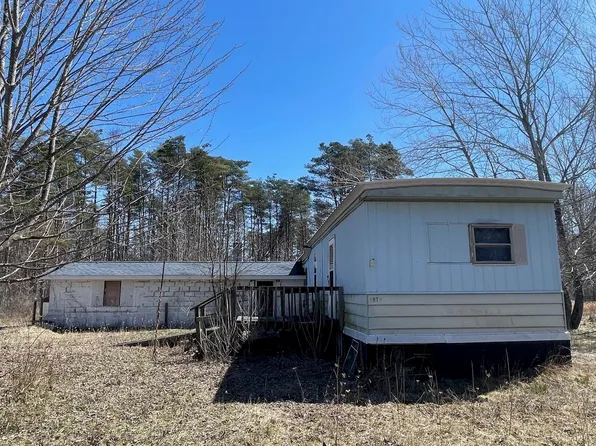 5985 Roehrs Rd, Beaverton, MI 48612
