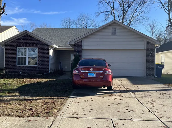 8153 Lake Tree Ln, Indianapolis, IN 46217