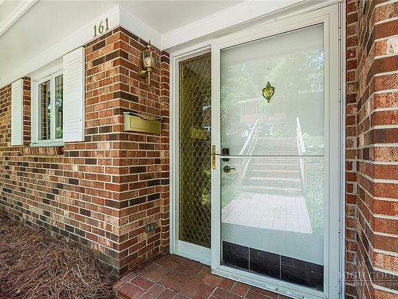 3rd image of 161 Blanwood Drive