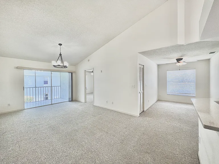 113 Wading Bird Cir #206 — Photo 4