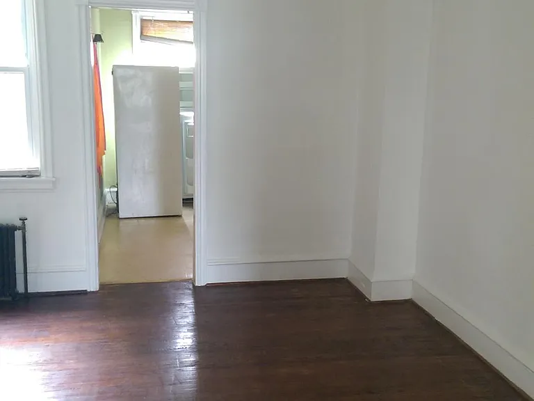 610 W 20th St #1 — Photo 2