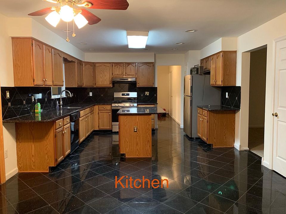 1st image of 121 Delrem Dr