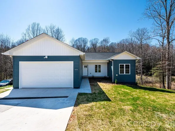 1314 39th Street Cir SW, Hickory, NC 28602