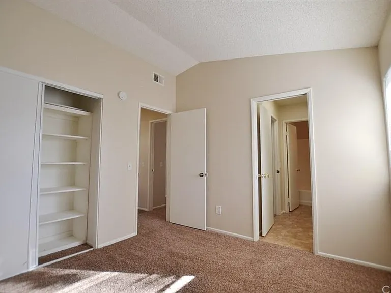 39949 Buffy Way — Photo 16