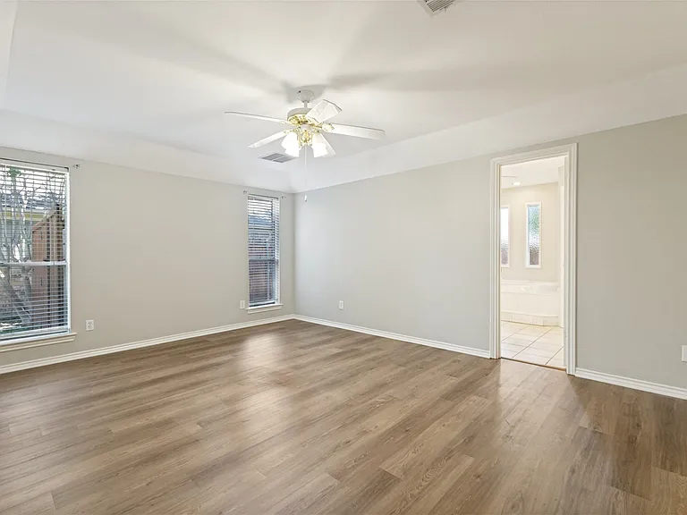 1500 Stonecrest Dr — Photo 17