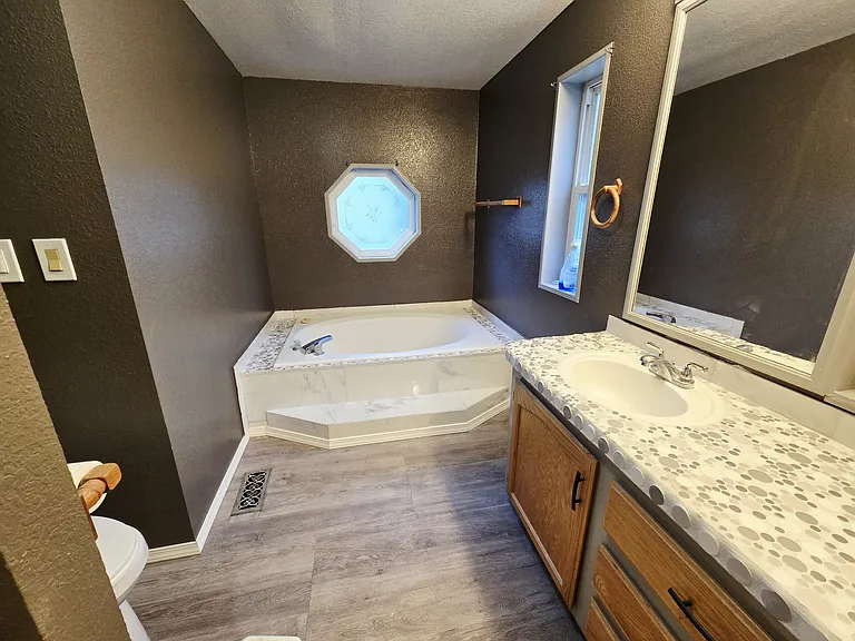 140 SE Fuchsia Ave — Photo 15