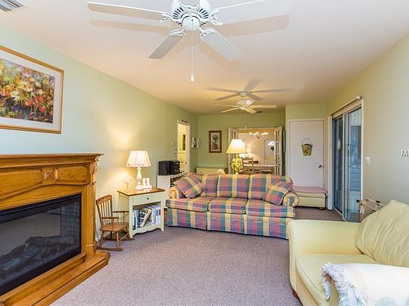 5th image of 2444 Yorkshire Dr
