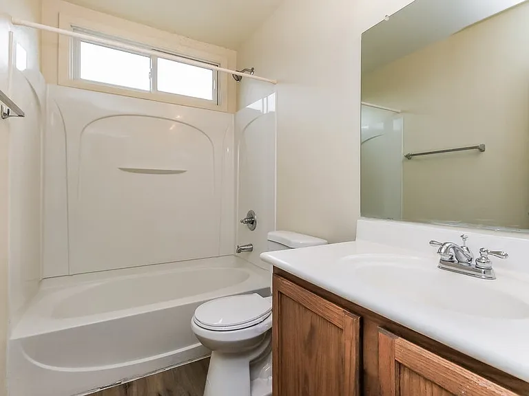 5710 S 21st Pl — Photo 12