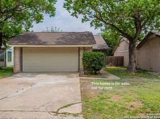 9738 Meadow Dr, Converse, TX 78109