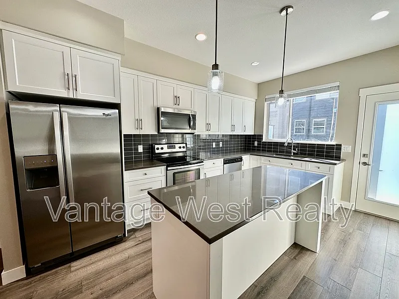 2490 Tuscany Dr #28