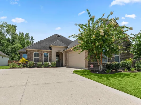 39155 Water Oak Ave, Prairieville, LA 70769