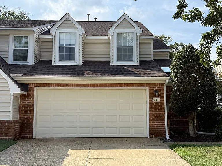 131 Spoon Ct — Photo 1