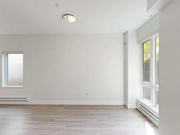2731 Duke St — Photo 10