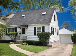 828 N Ridge Ave, Arlington Heights, IL 60004