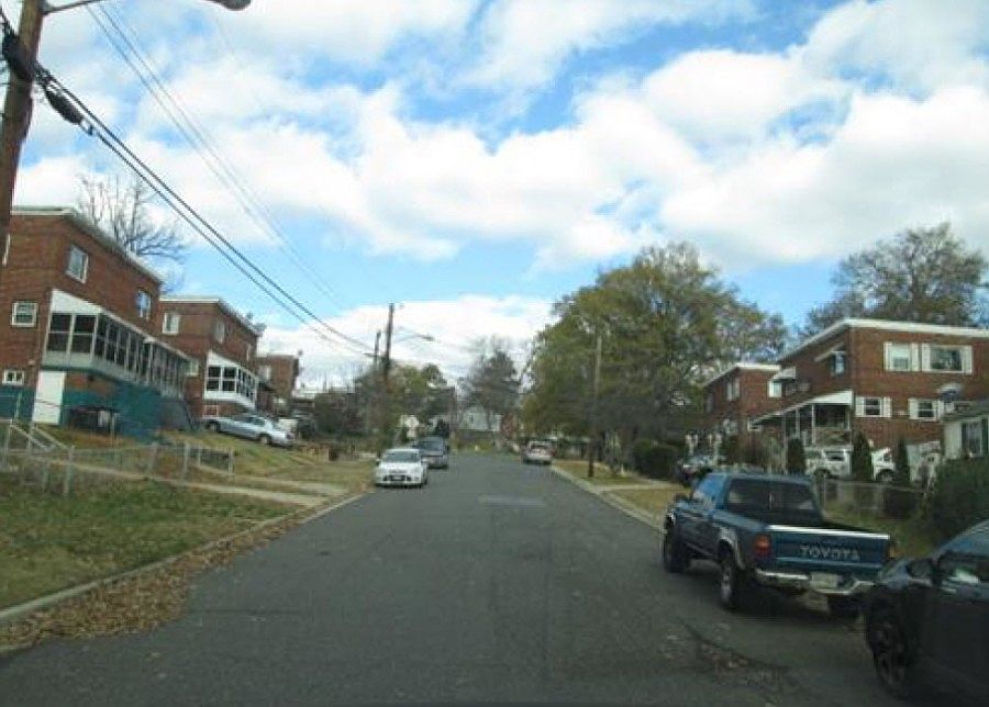 2nd image of 5211 59th Ave