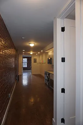 Rented by Citi Nest Group LLC | media 11