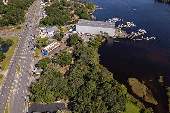 139 John Sims Pkwy W Niceville FL 32578 MLS 909358 Zillow