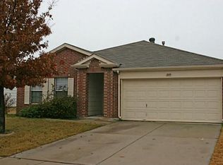 1009 Greenbend Dr, Denton, TX 76210