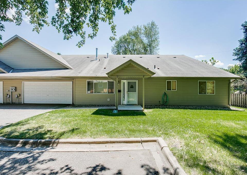 1st image of 6815 York Pl N