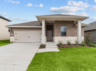 1421 Richardson St, Howe, TX 75459