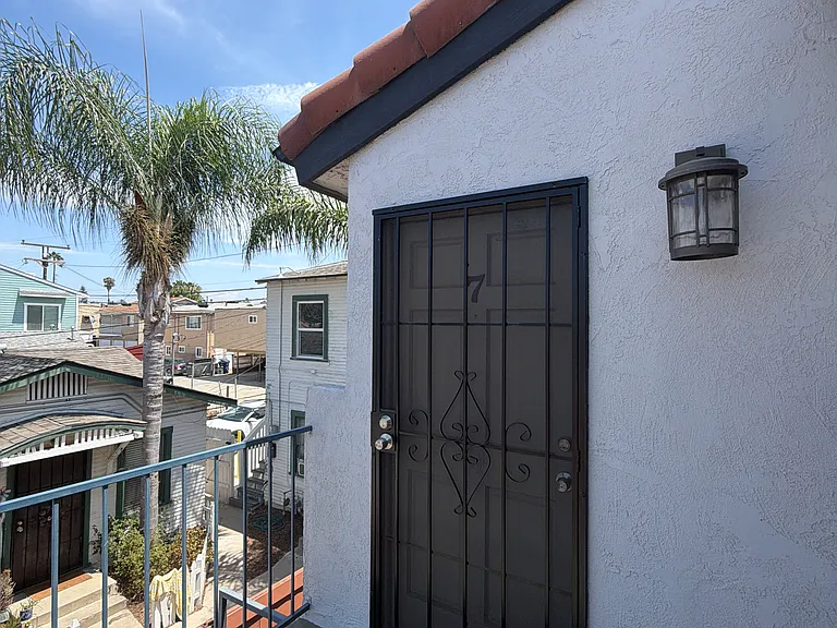4435 Mississippi St #7 — Photo 6