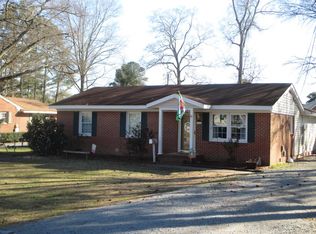 1313 Johnston St, Roanoke Rapids, NC 27870