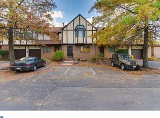 6 Beckett Ct, Ewing, NJ 08628