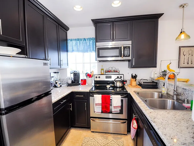 207 Elkwood Ave #14 — Photo 6
