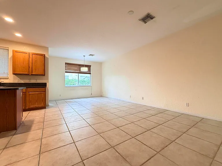 2789 S Evergreen Cir — Photo 7