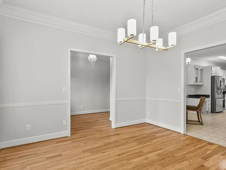 10495 Royal Points Dr — Photo 7