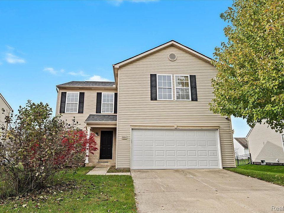 1st image of 901 Prairie Ln