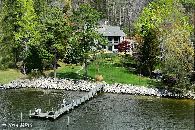 1st image of 19382 Shakle Ln