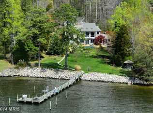 19382 Shakle Ln, Lexington Park, MD 20653