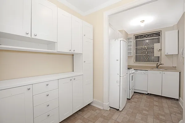 Rented by Compass | media 8