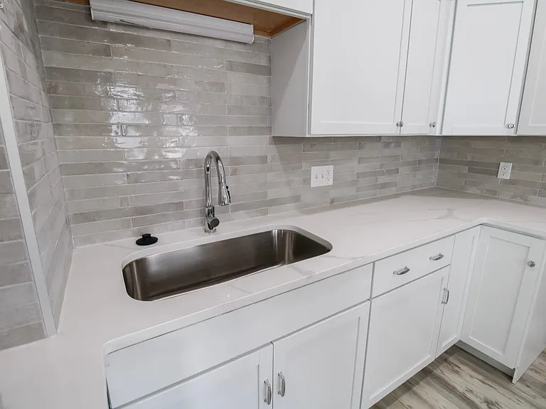 2615 Columbus Ave — Photo 6
