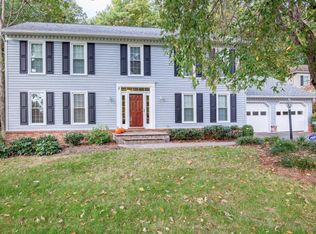 12716 Falcon Dr, Woodbridge, VA 22192