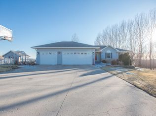 16980 River Oaks Blvd, Fergus Falls, MN 56537