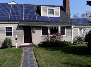 55 Purdy Ln, Amityville, NY 11701