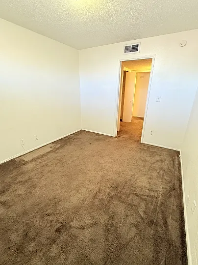 CATALINA VISTA APARTMENTS — Photo 92