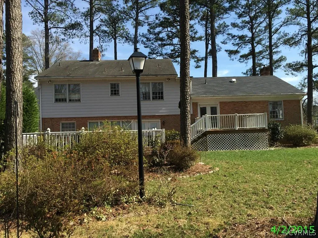 318 N Wilkinson Rd — Photo 3