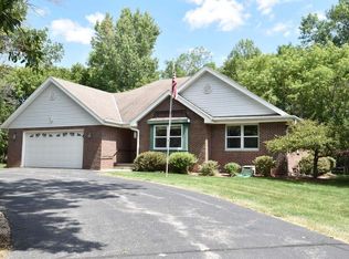 3070 McCoy Ln, Brookfield, WI 53045