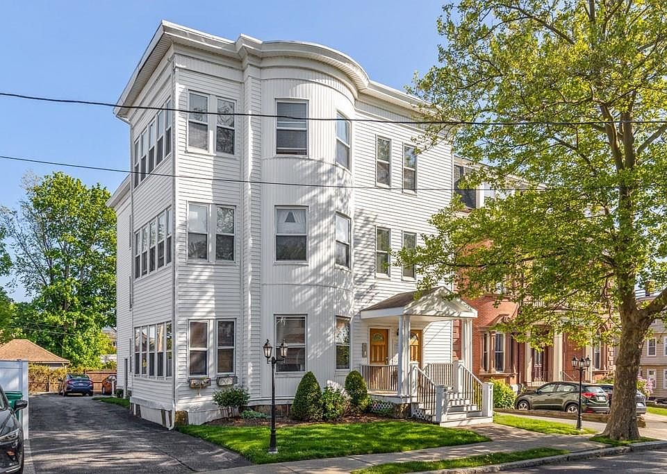 1st image of 8-10 Kensington Park #2L