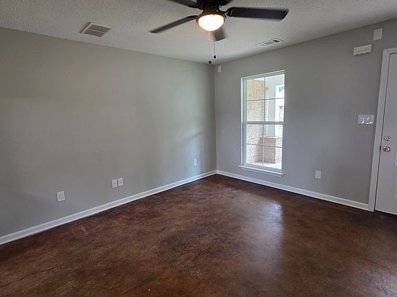 1037 N 7th St 18_08312026