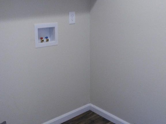 2nd image of 3404 Dayton Blvd APT D