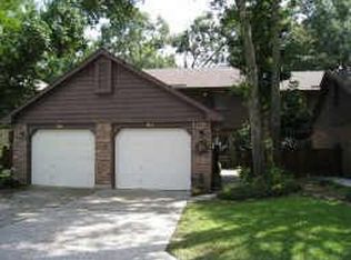 62 Willowwood Cir, Spring, TX 77381