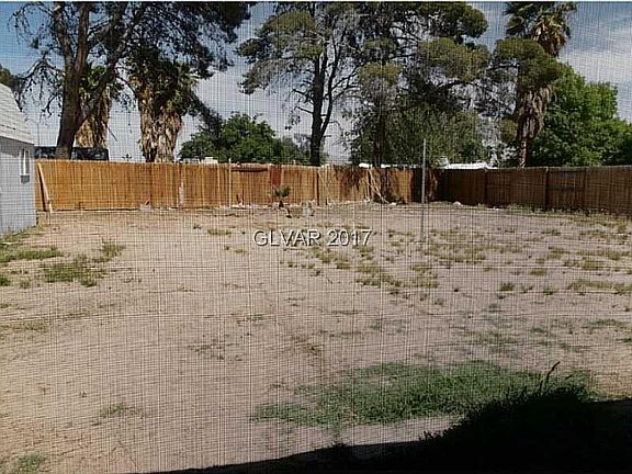 2nd image of 3914 San Andreas Ave