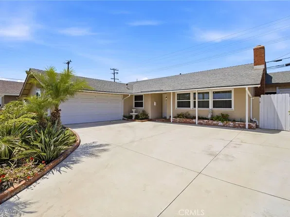 5941 Price Dr, Huntington Beach, CA 92649